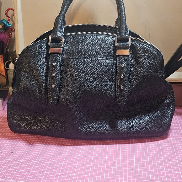 Michael Kor’s Handbag - Picture 3 of 10